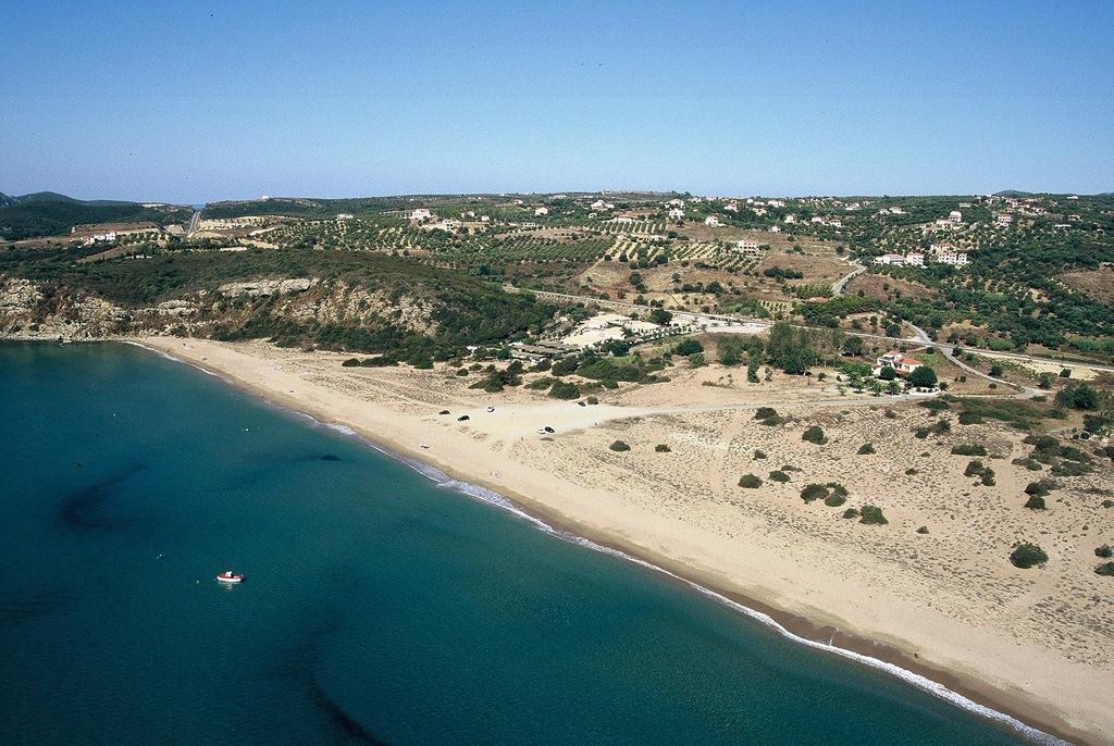 Finiki Plaza Aparthotel Methoni  Bagian luar foto