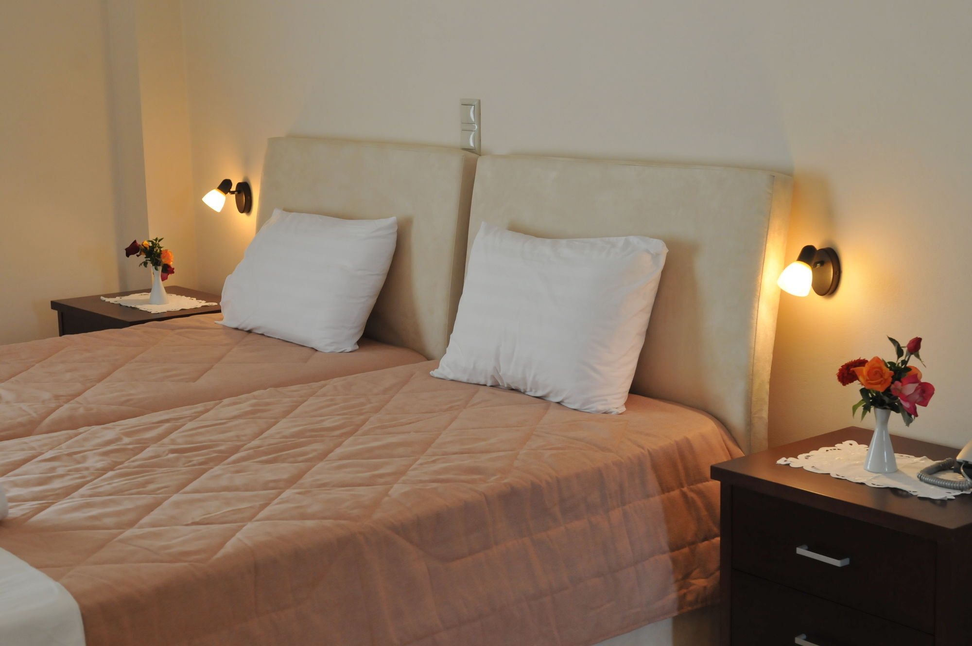 Finiki Plaza Aparthotel Methoni  Bagian luar foto