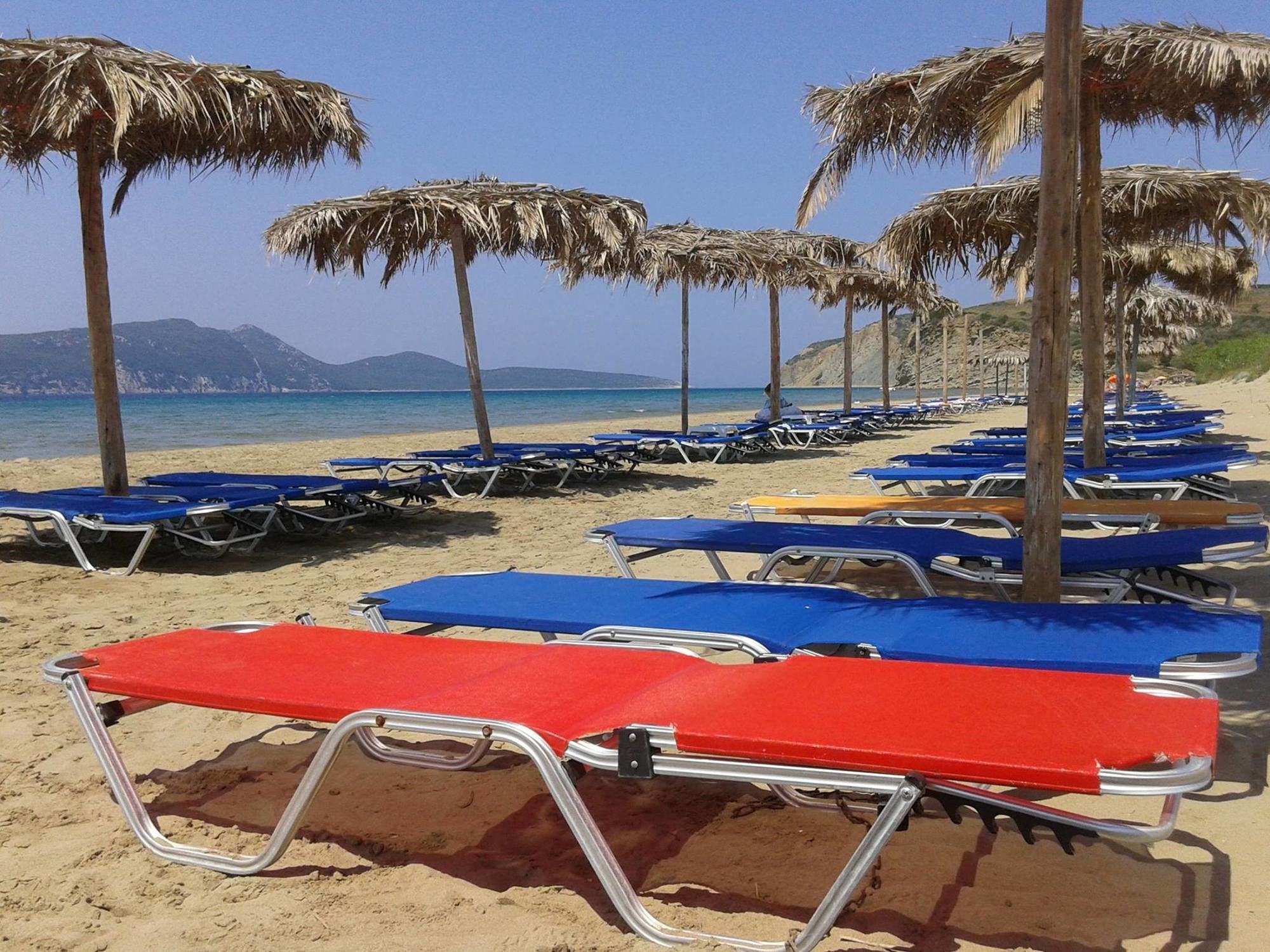 Finiki Plaza Aparthotel Methoni  Bagian luar foto